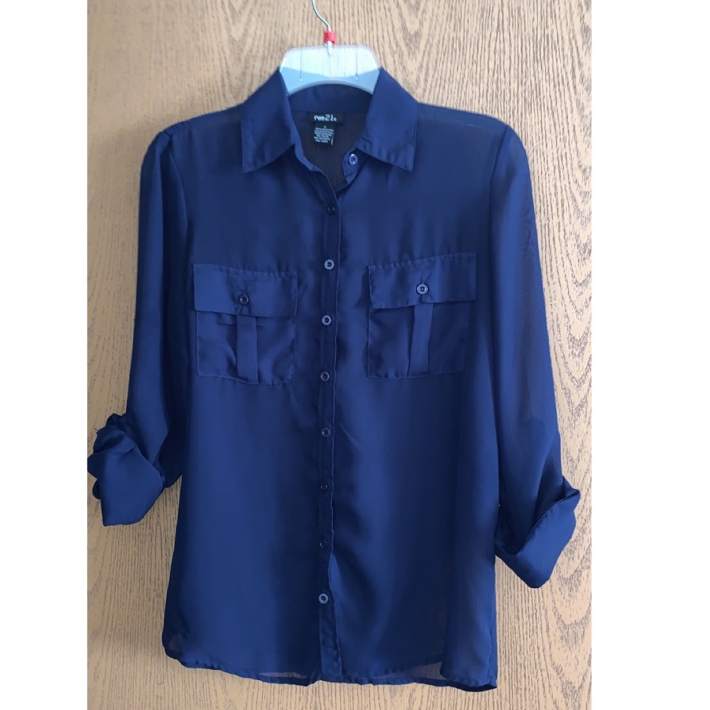 Long sleeve dress shirt